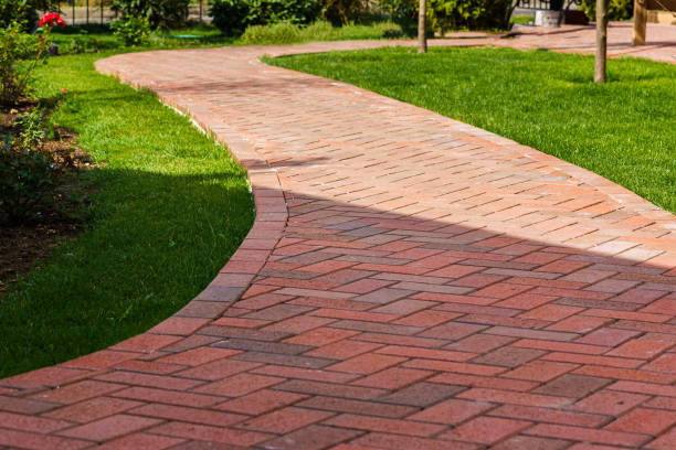 Best Driveway Paving Contractor  in Linden, AL